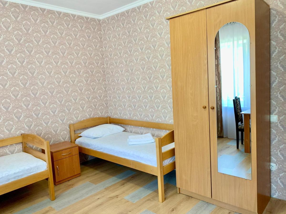 Мини-гостиница Три Коня Pereyaslav-Khmelʼnytsʼkyy Екстериор снимка